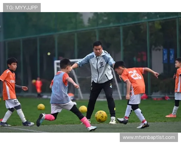 爱游戏app资助意甲赛事为中国足球青训提供强大资金支持 爱游戏app资助意甲赛事为中国足球青训提供强大资金支持